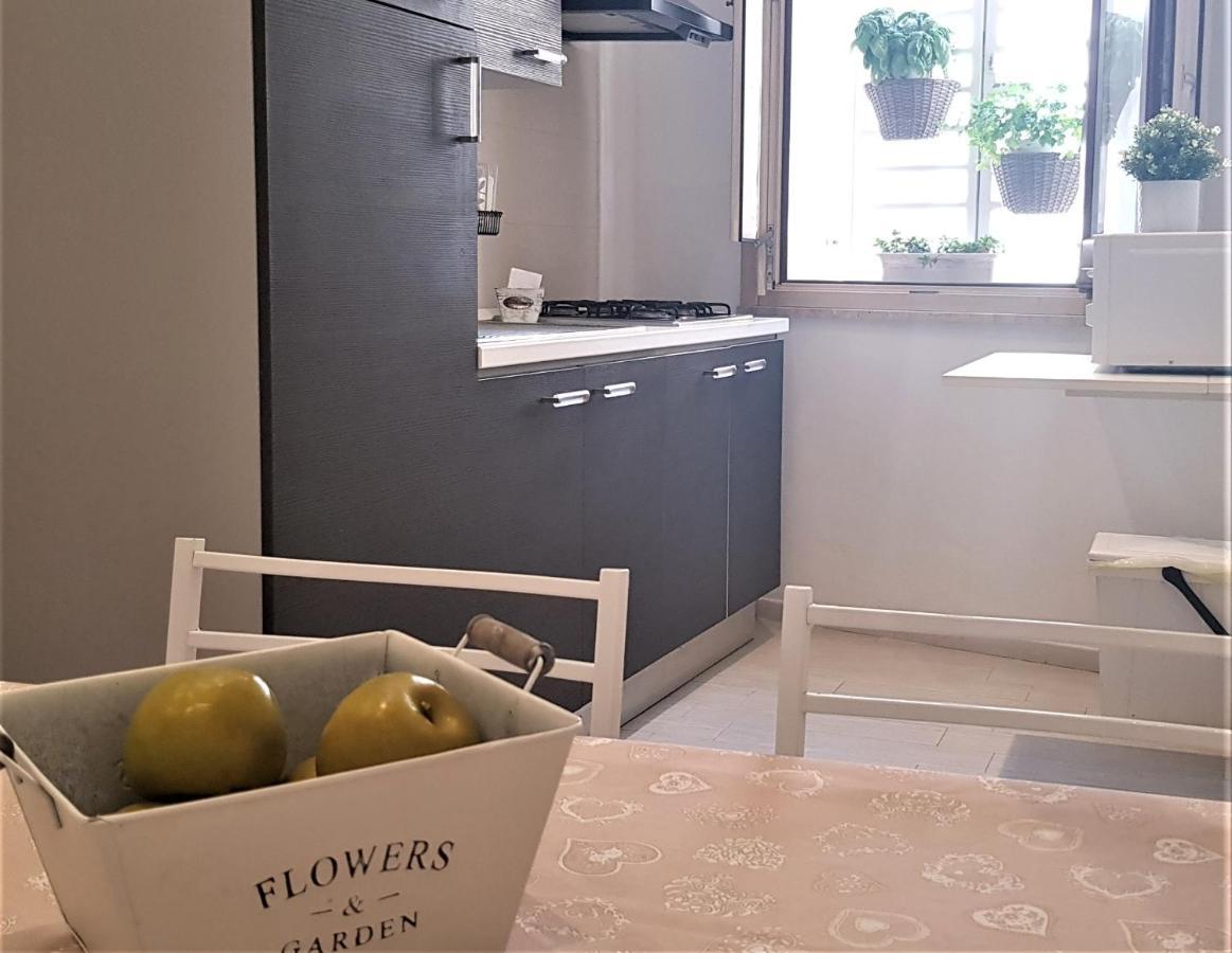 Appartamenti E Camere Silva ตราปานี ภายนอก รูปภาพ